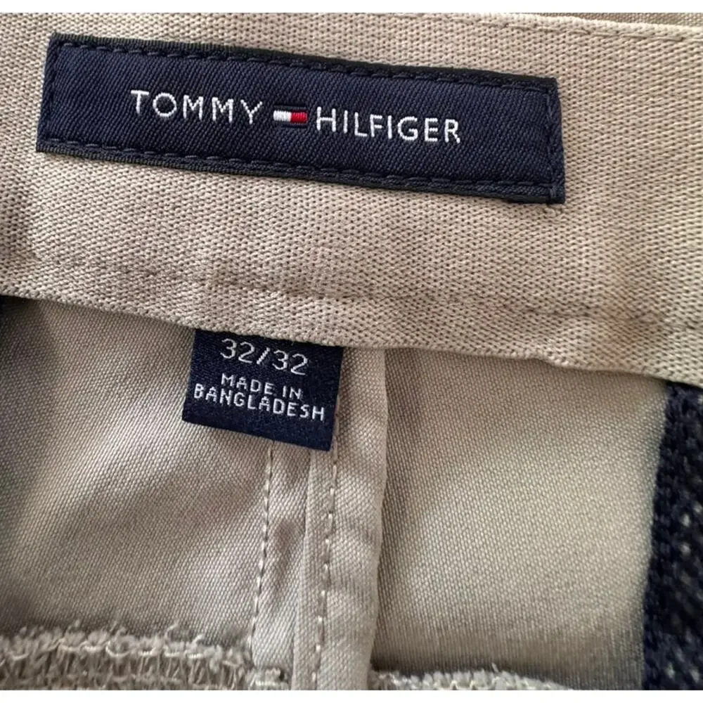 Tommy Hilfiger 32 x 32 Light Gray Mens Pants